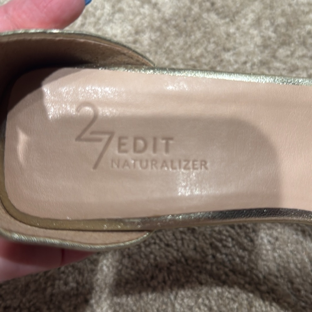 Naturalizer Elegant Gold Women's Sandals - Picture 6 of 8